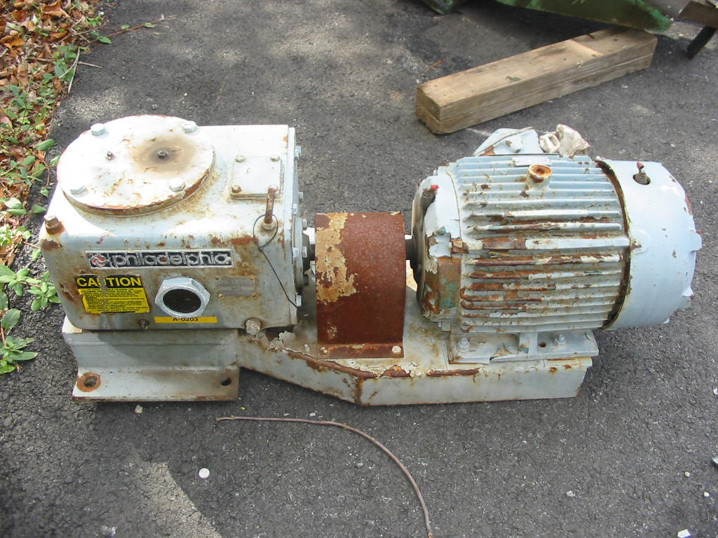 5 Hp Philadelphia, Model 3801SPTO, with shaft and blades