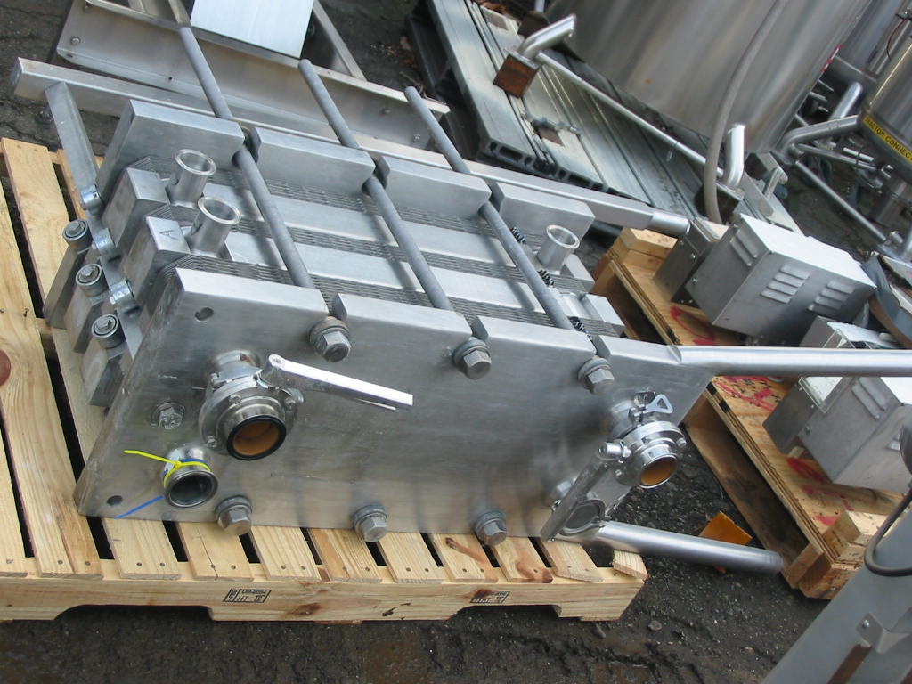 97 sq.ft APV Plate Type Heat Exchanger, Sanitary Stainless Steel 